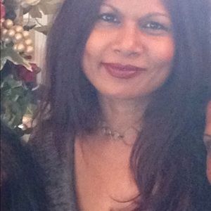 Meet your Posher, Pam